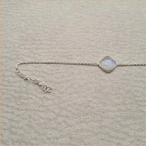 Bracelet pierre de lune cabochon carré "BI1085.P"