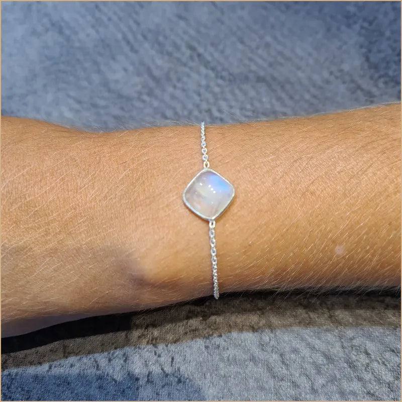 Bracelet pierre de lune cabochon carré "BI1085.P"