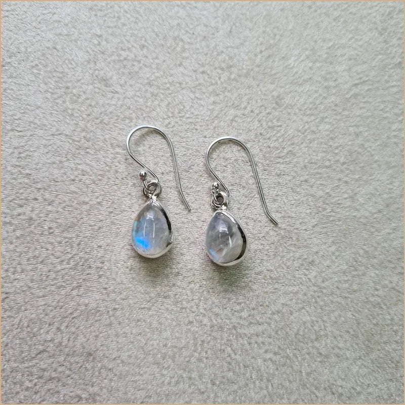 Boucles d’oreilles ovales en pierre de lune “EI1180”