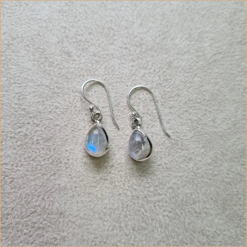 Boucles d’oreilles ovales en pierre de lune “EI1180”