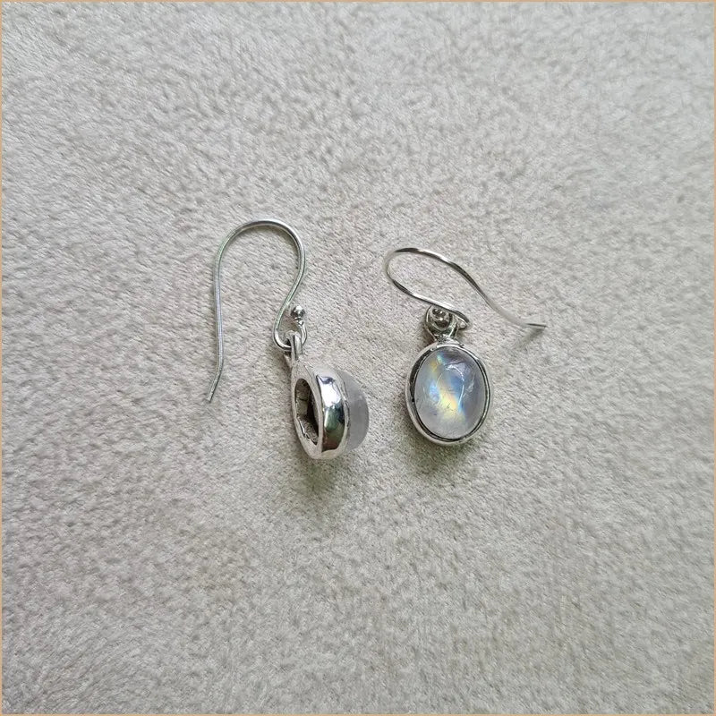 Boucles d’oreilles ovales en pierre de lune “EI1223”