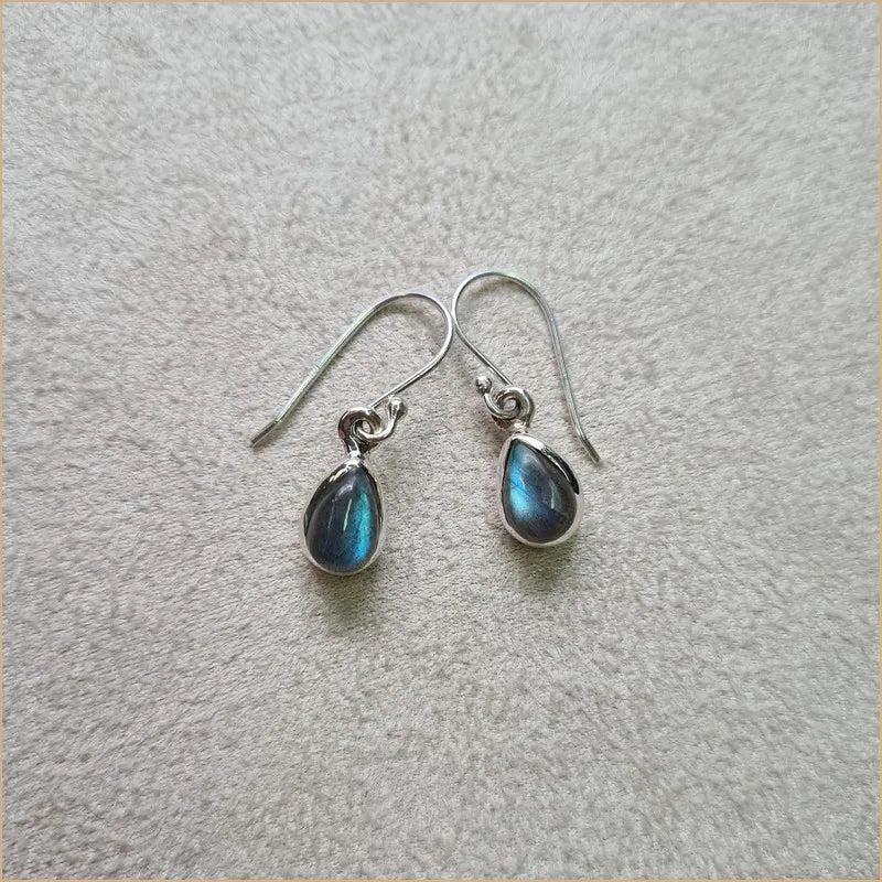 Boucles d’oreilles ovales en labradorite “EI1224”