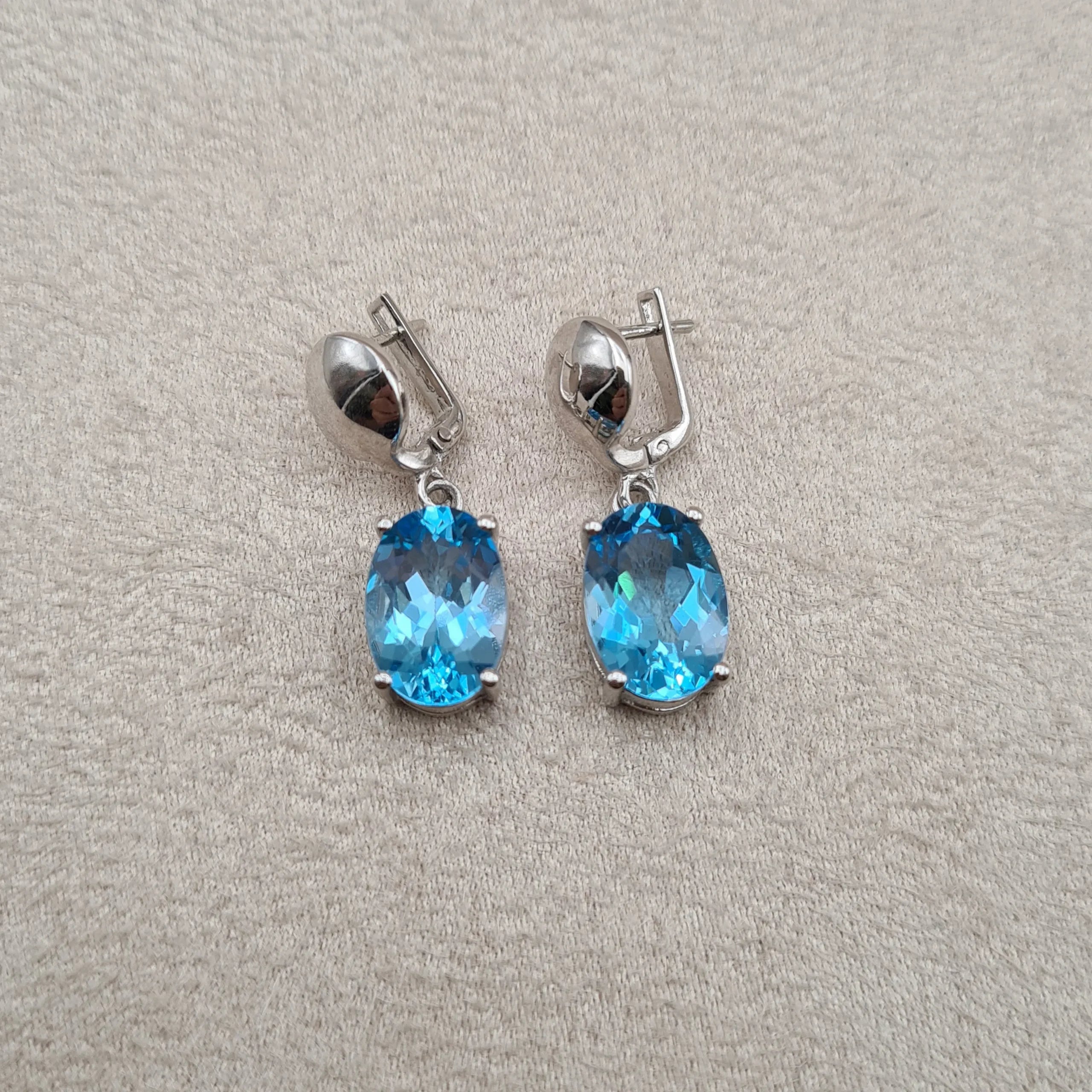 Boucles d’oreilles topaze en argent 925 «EI1230»