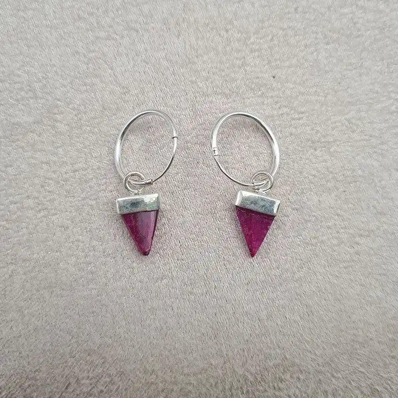 Boucles d’oreilles rubis triangle « EI1240.R »
