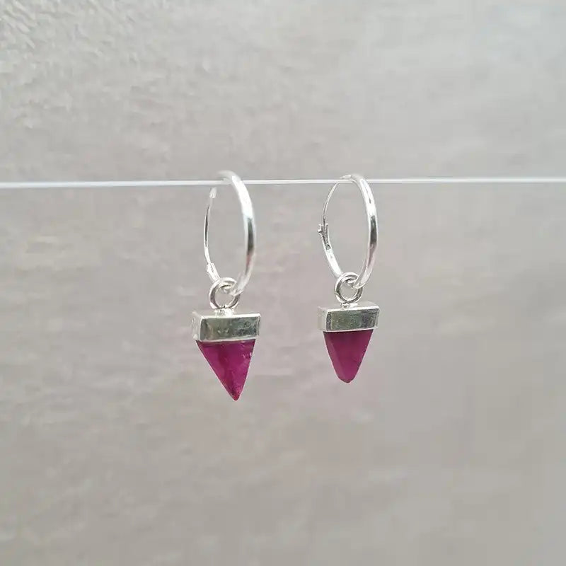 Boucles d’oreilles rubis triangle « EI1240.R »
