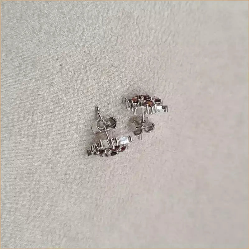 Boucles d’oreilles croix en grenat “EI1273.G”