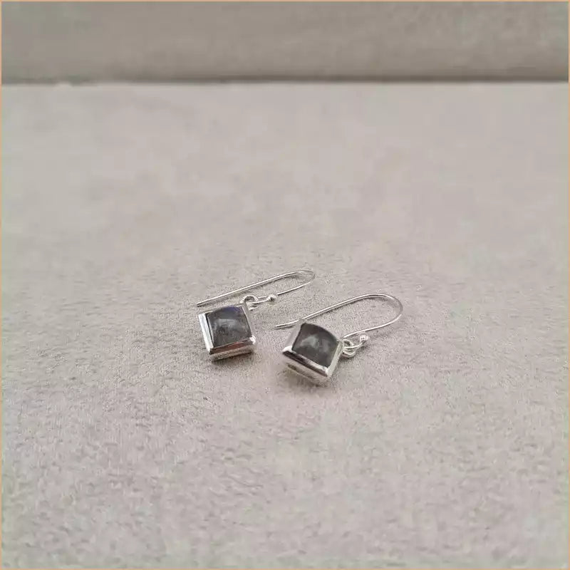 Boucles d’oreilles carrées en labradorite “EI1308.L”