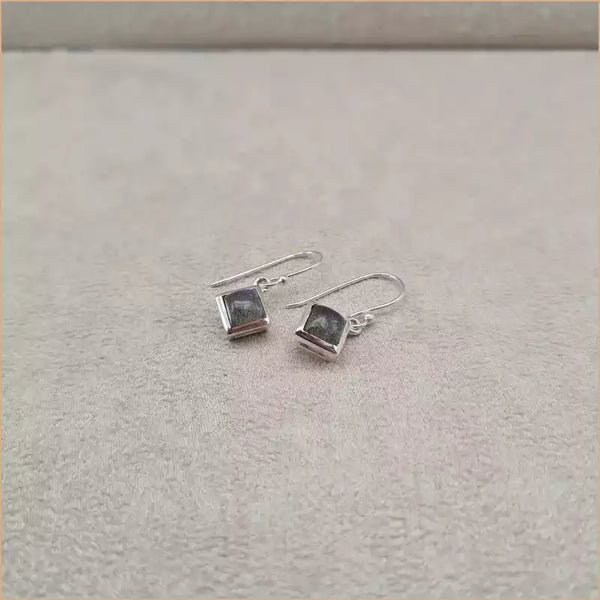 Boucles d’oreilles carrées en labradorite “EI1308.L”
