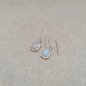 Boucles d'oreilles carrées en pierre de lune "EI1315.P"