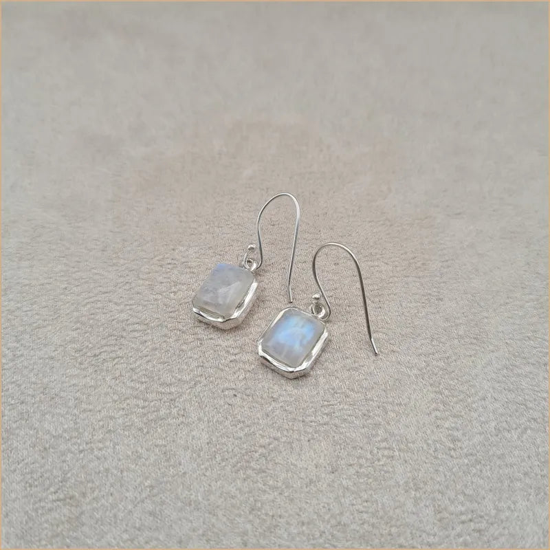Boucles d'oreilles carrées en pierre de lune "EI1315.P"