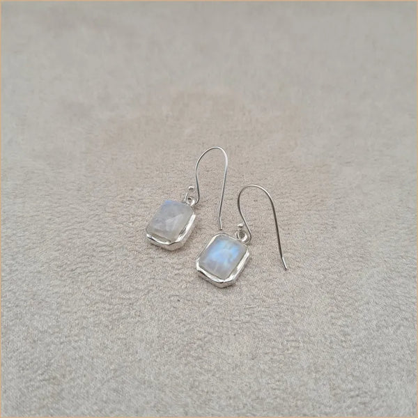 Boucles d'oreilles carrées en pierre de lune "EI1315.P"