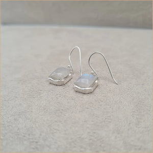 Boucles d'oreilles carrées en pierre de lune "EI1315.P"