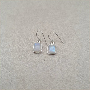 Boucles d'oreilles carrées en pierre de lune "EI1315.P"