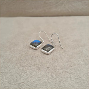 Boucles d'oreilles rectangles en labradorite "EI1322.L"