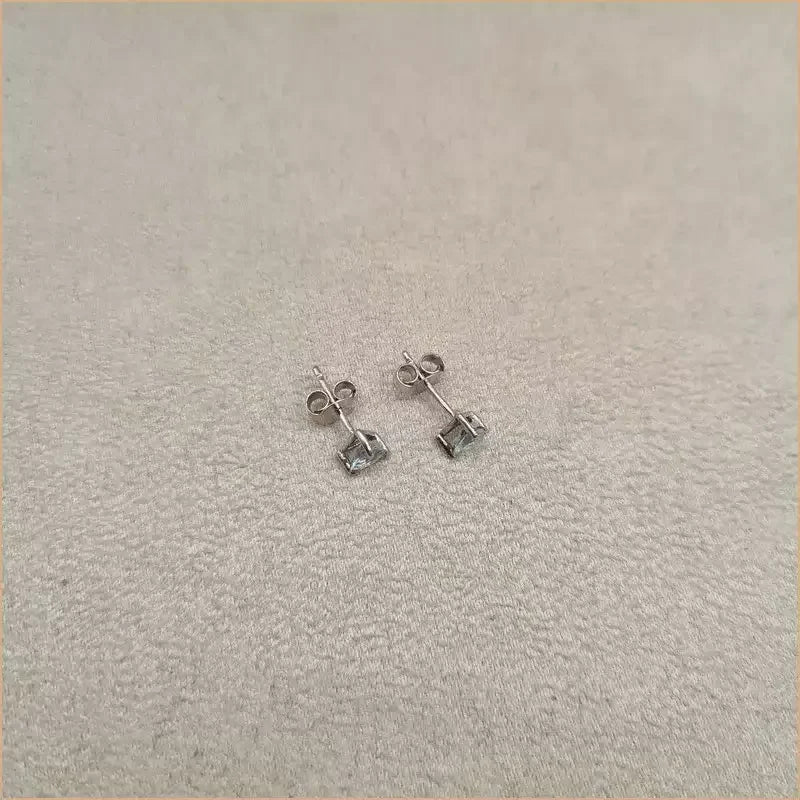 Boucles d'oreilles en aigue-marine "EI1335.AQ"