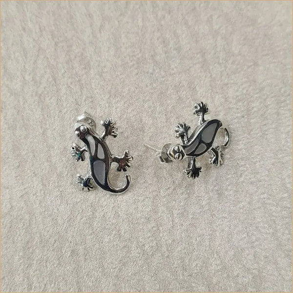 Boucles d'oreilles mabouya lézard en nacre blanche "EN1067.W"