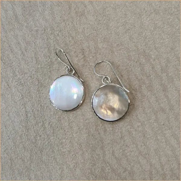 Boucles d'oreilles recto verso gravé en nacre blanche "EN1084.W"