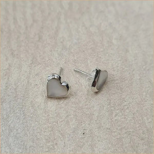 Boucles d’oreilles coeur en nacre blanche “EN1101.W"