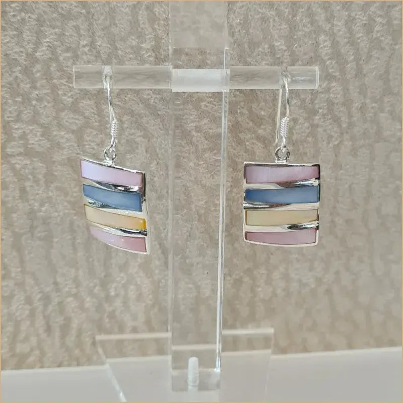Boucles d’oreilles pendantes rectangulaires en nacre multicolore “EN1104.M"