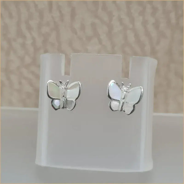 Boucles d’oreilles papillon en nacre blanche “EN1105.W"