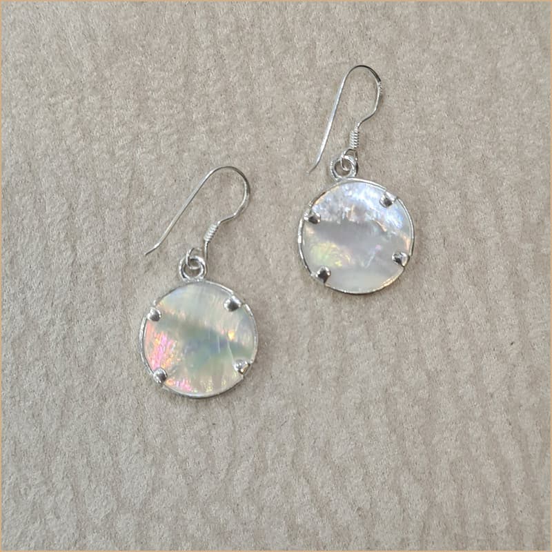 Boucles d'oreilles spirale en nacre blanche "EN1107.W"