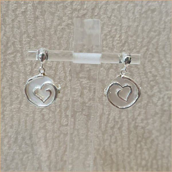 Boucles d'oreilles coeur recto verso en nacre blanche "EN1111.W"