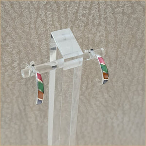 Boucles d'oreilles demi créoles en nacre multicolore "EN1120.M"