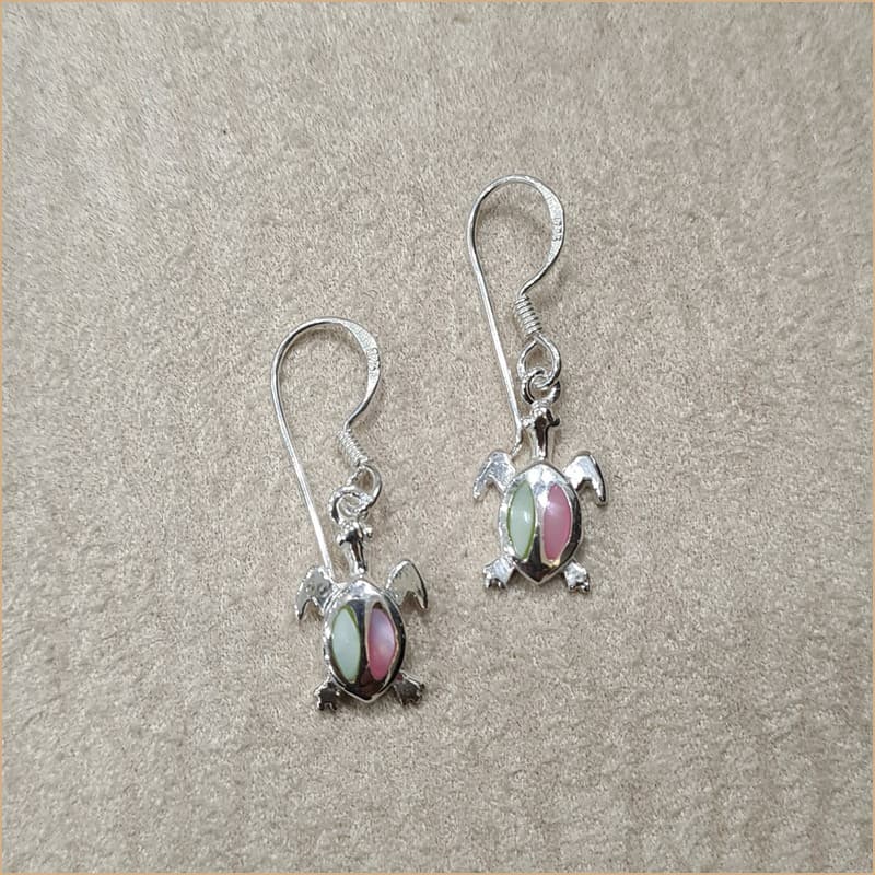 Boucles d’oreilles tortue en nacre multicolore “EN1142.M”