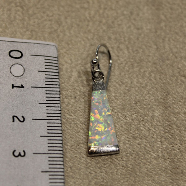 Boucles d'oreilles opaline blanche EO85.W