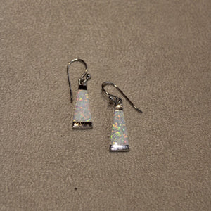 Boucles d'oreilles opaline blanche EO85.W