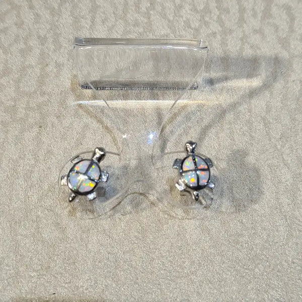 Boucles d'oreilles tortue opaline blanche "EOT2.W"