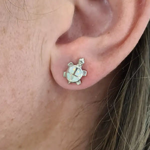 Boucles d'oreilles tortue opaline blanche "EOT2.W"