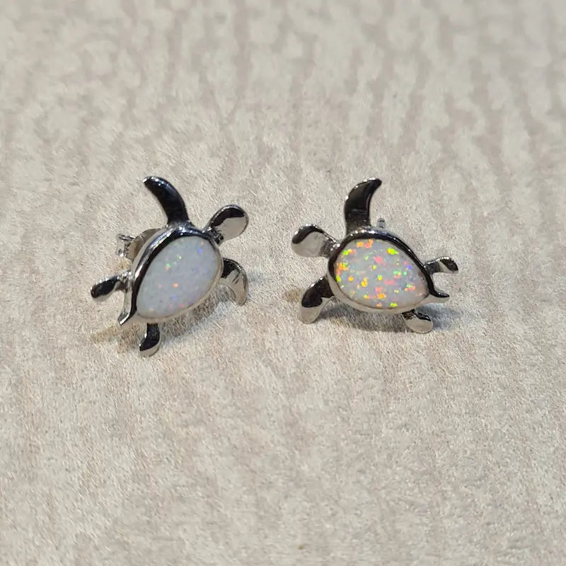 Boucles d'oreilles tortue opaline blanche "EOT3.W"