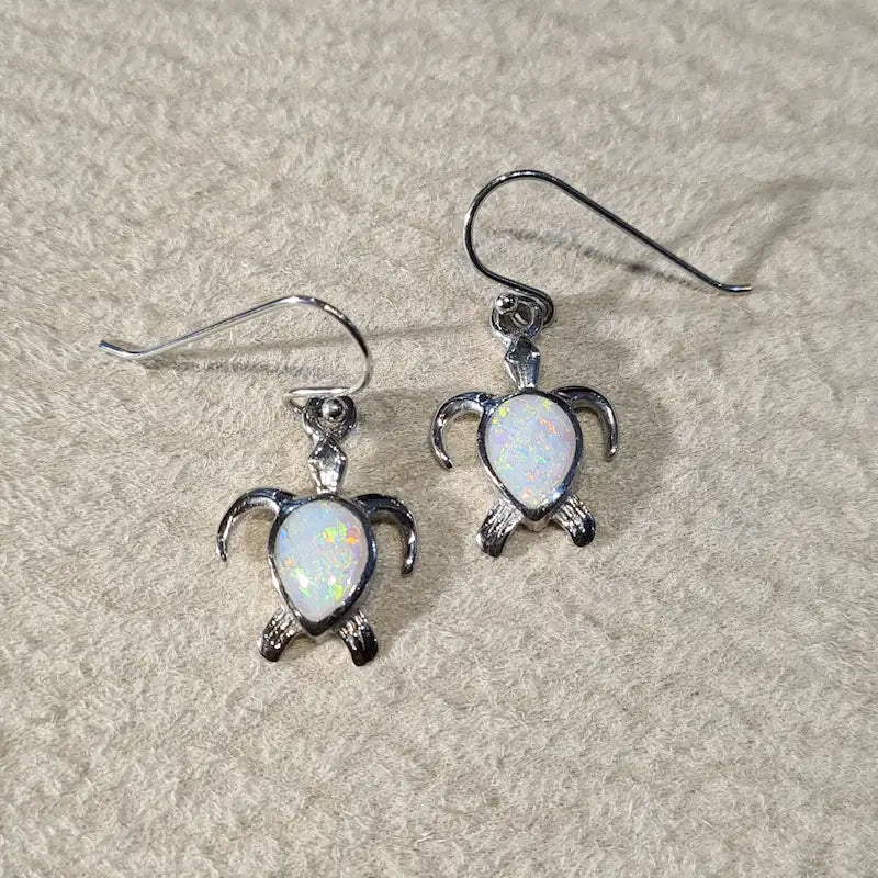 Boucles d'oreilles tortue opaline blanche "EOT7.W"