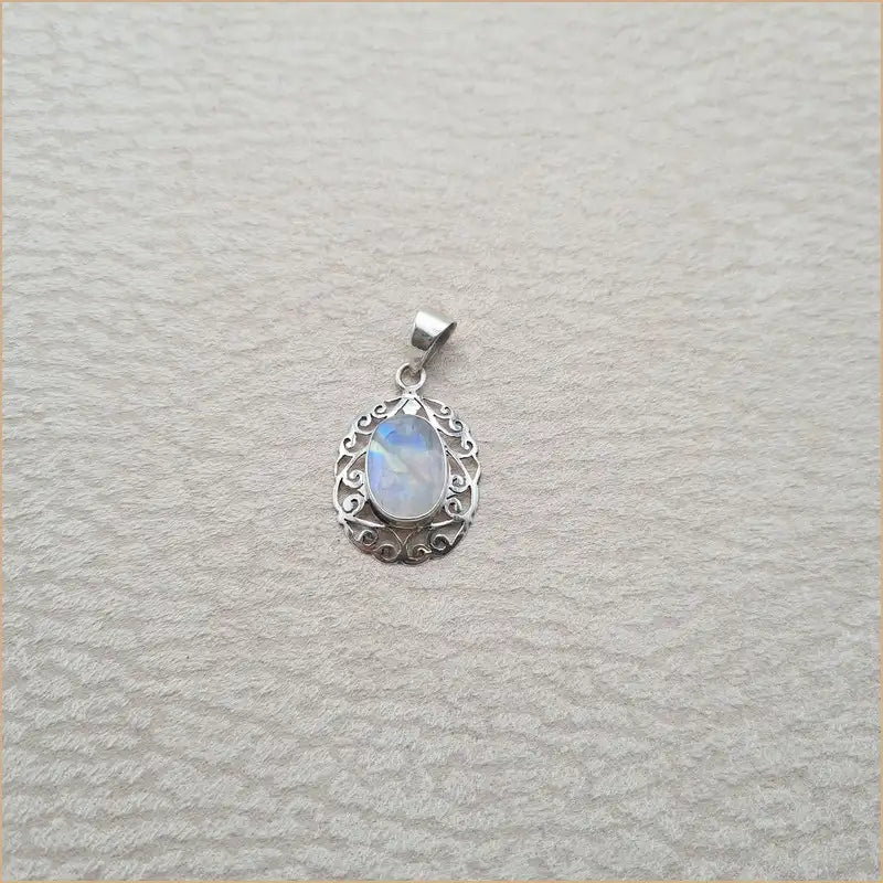 Pendentif pierre de lune ciselé "PI1020.P"