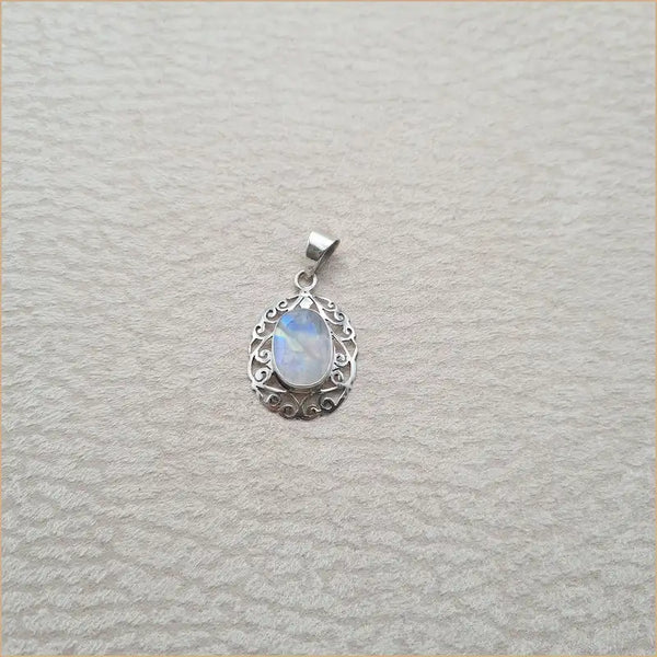 Pendentif pierre de lune ciselé "PI1020.P"