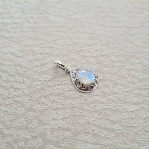 Pendentif pierre de lune goutte "PI1026.P"