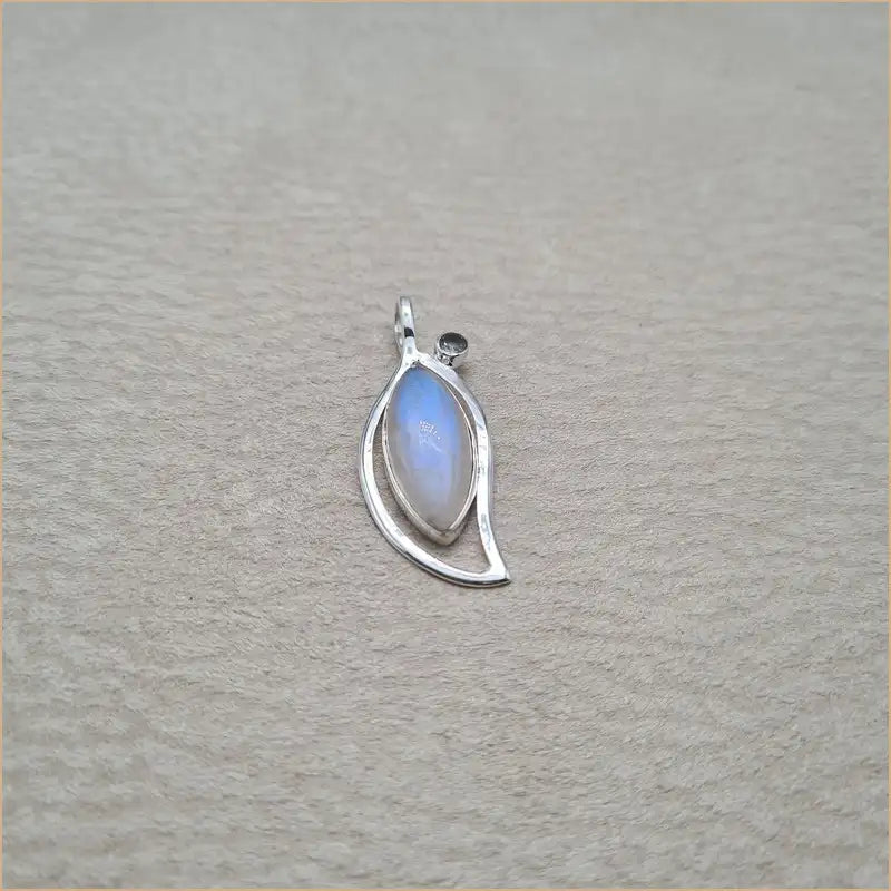 Pendentif pierre de lune "PI1065.P"