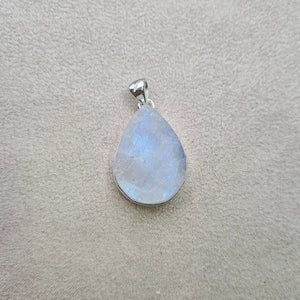 Pendentif pierre de lune brute "PI1190.E"