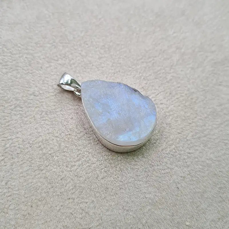 Pendentif pierre de lune brute "PI1190.E"