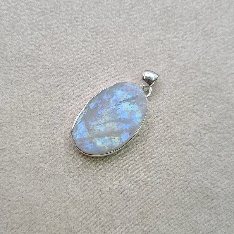 Pendentif pierre de lune brute ovale "PI1190.F"