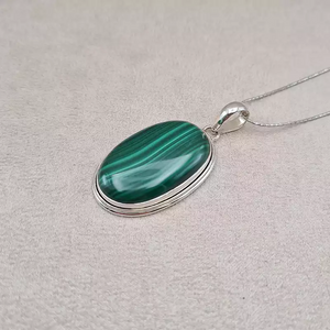Gros pendentif ovale malachite "PI1224"