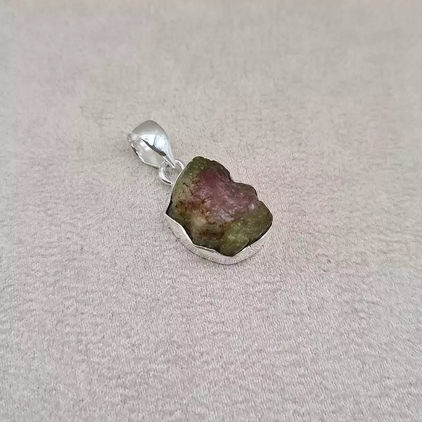 Pendentif tourmaline brute "PI1233"