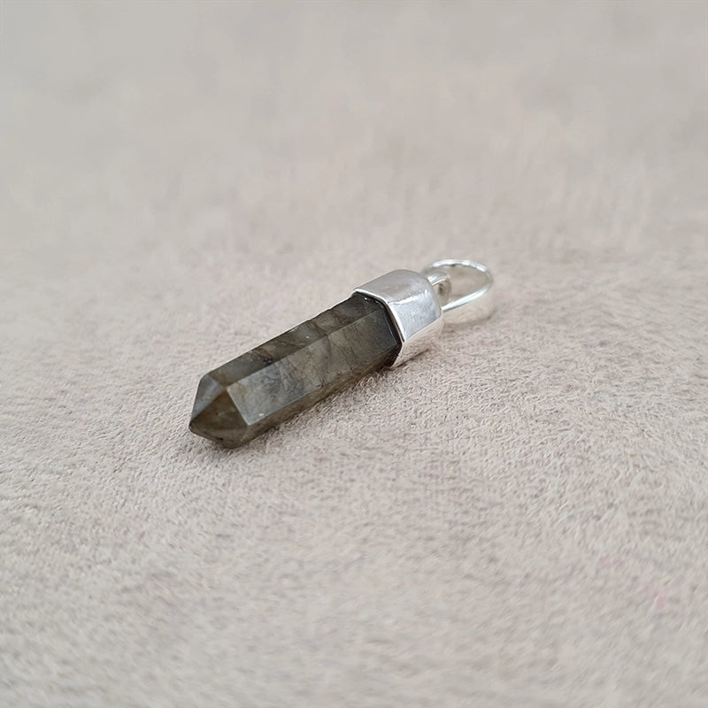 Pendentif crayon labradorite "PI1240"