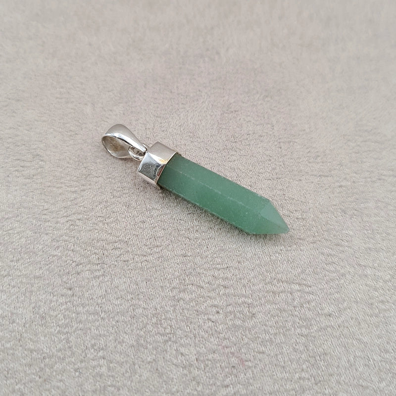 Pendentif crayon jade taillée "PI1243.J"