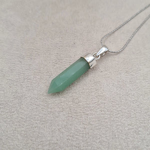 Pendentif crayon jade taillée "PI1243.J"