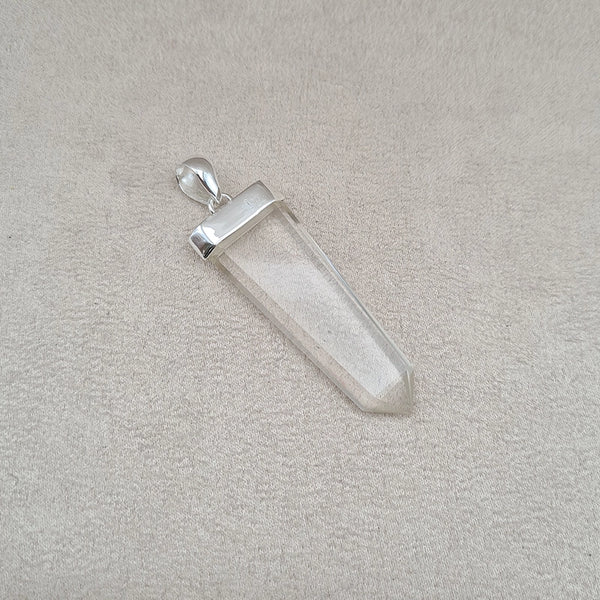 Pendentif en pierre de roche taillée "PI1246.CR"