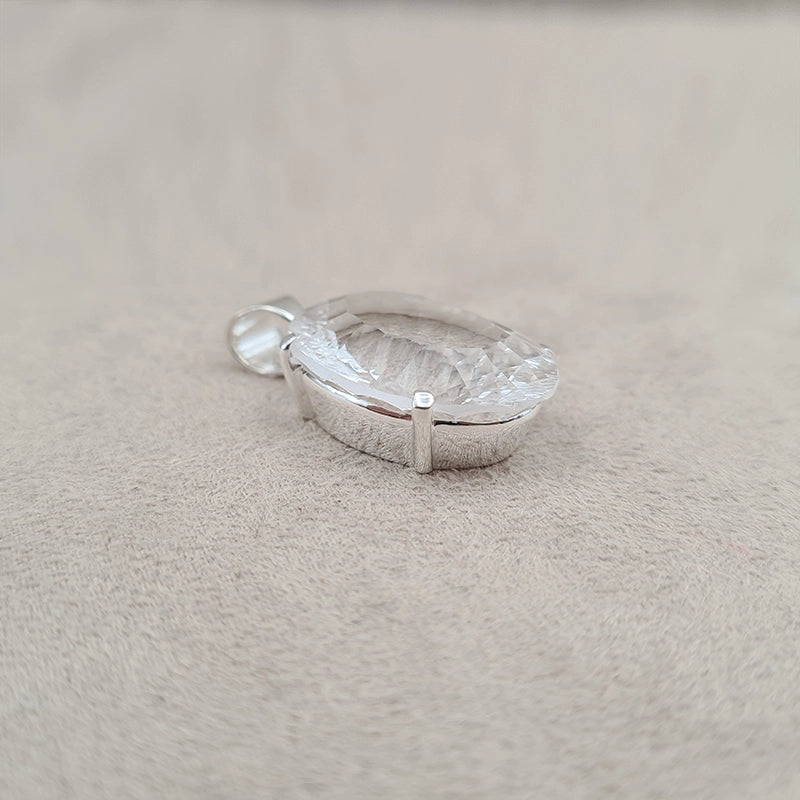 Pendentif ovale cristal de roche "PI1249.CR"