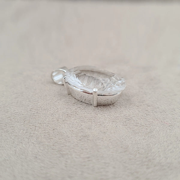 Pendentif ovale cristal de roche "PI1249.CR"