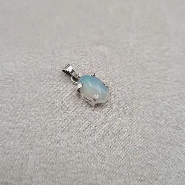 Pendentif opale rhodié "PI1283"